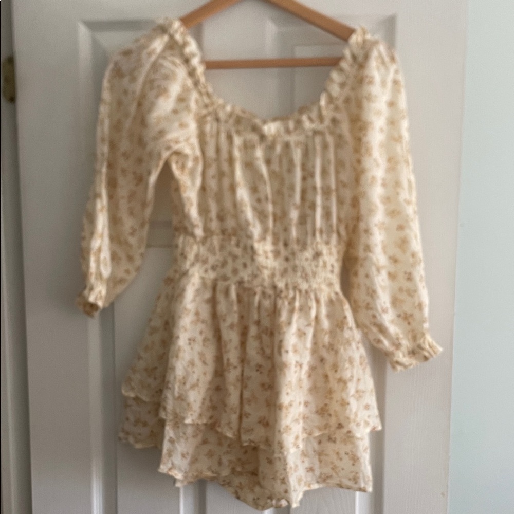 American Eagle Outfitters Beige Floral Romper